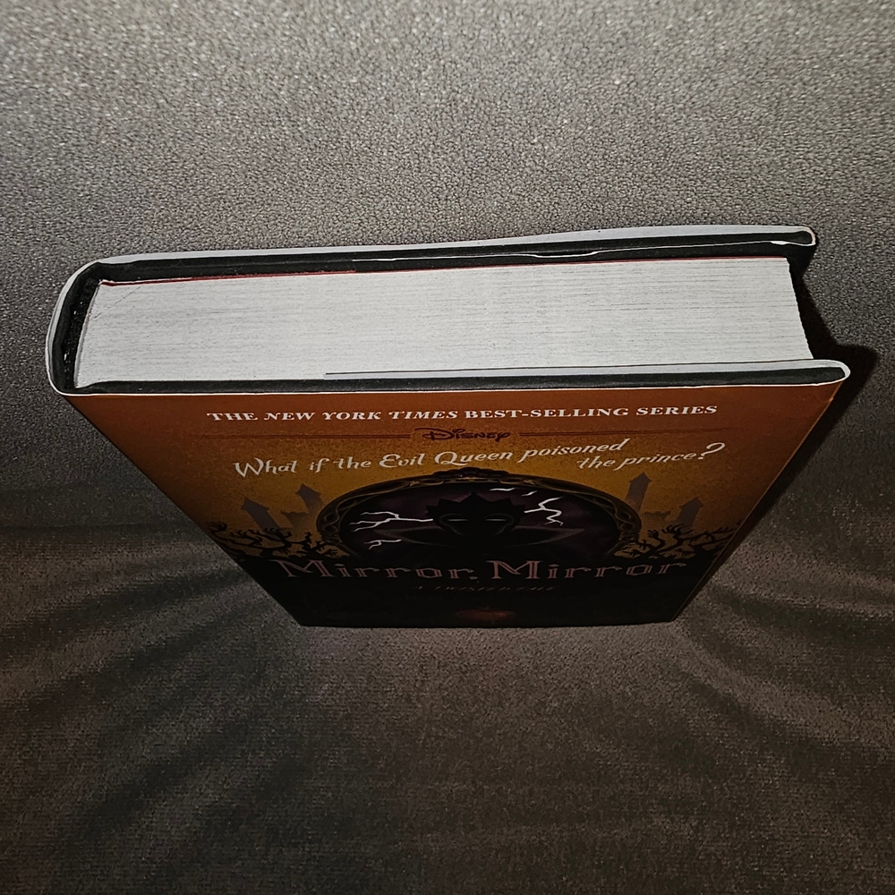 DISNEY Mirror, Mirror A Twisted Tale Jen Calonita 2019 Hardcover - Picture 8 of 11